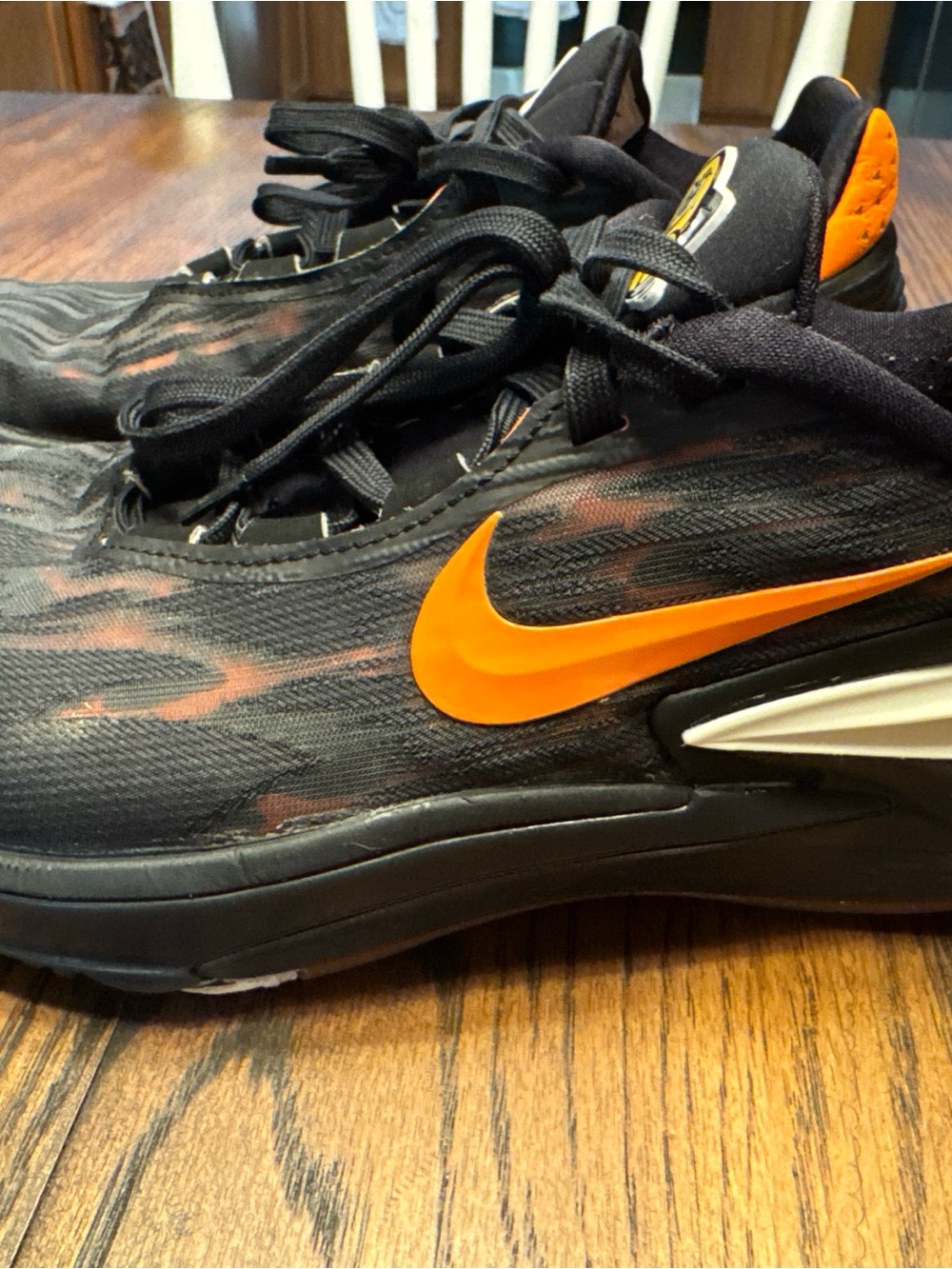 Nike Air Zoom Black Orange Basketball Low Top Sneakers Lace Up Rubber Outsole